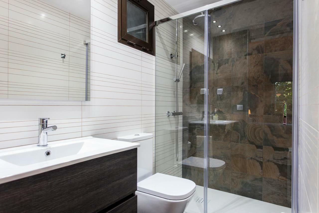1324 Apartment Barcelona Bagian luar foto