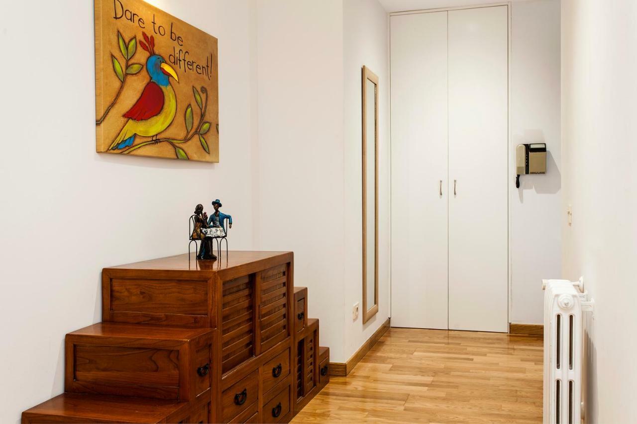 1324 Apartment Barcelona Bagian luar foto