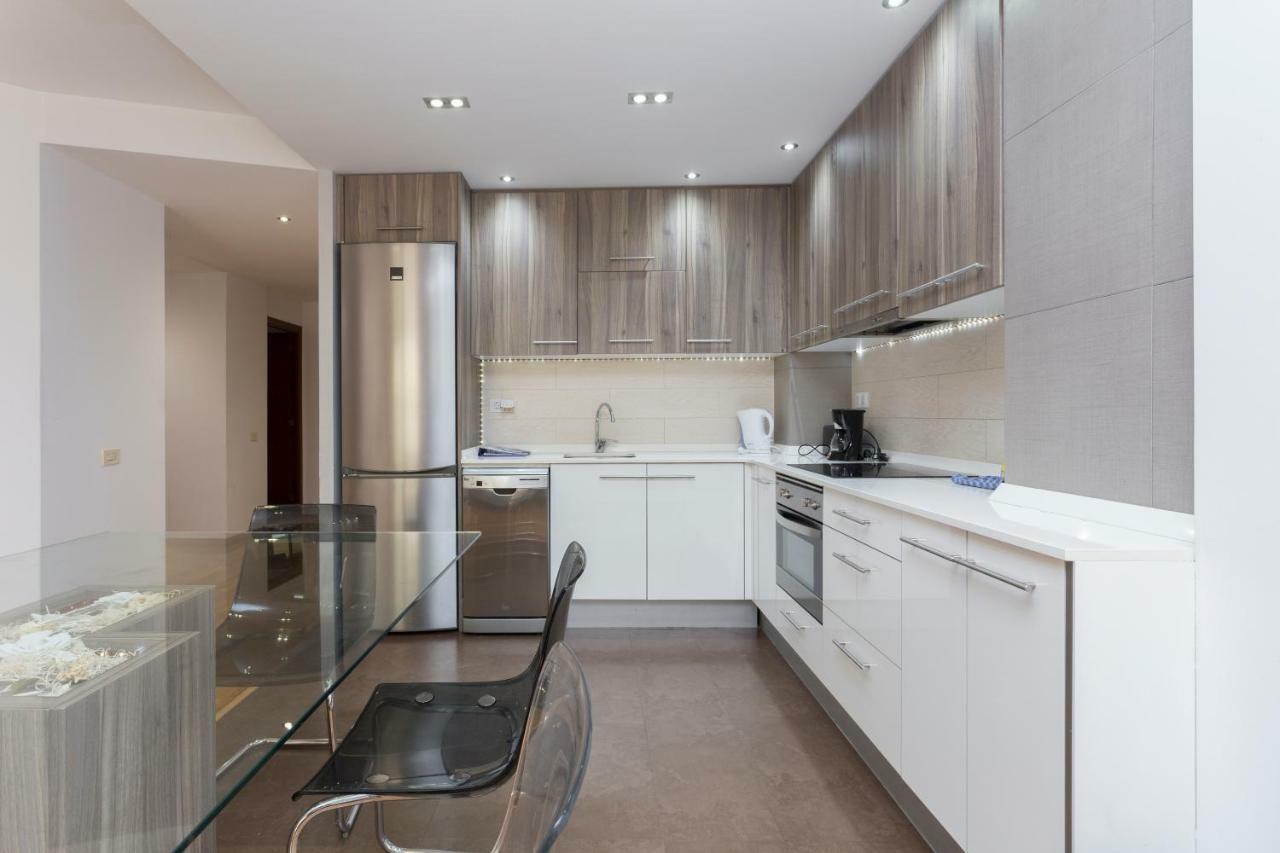 1324 Apartment Barcelona Bagian luar foto